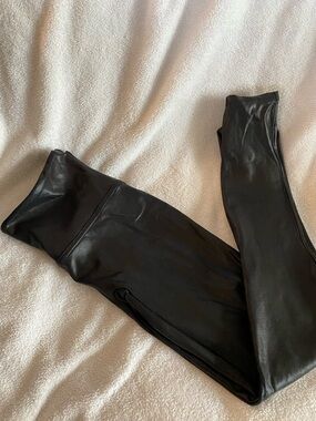 SPANX Size M Black Faux Leather High-Waist Leggings
